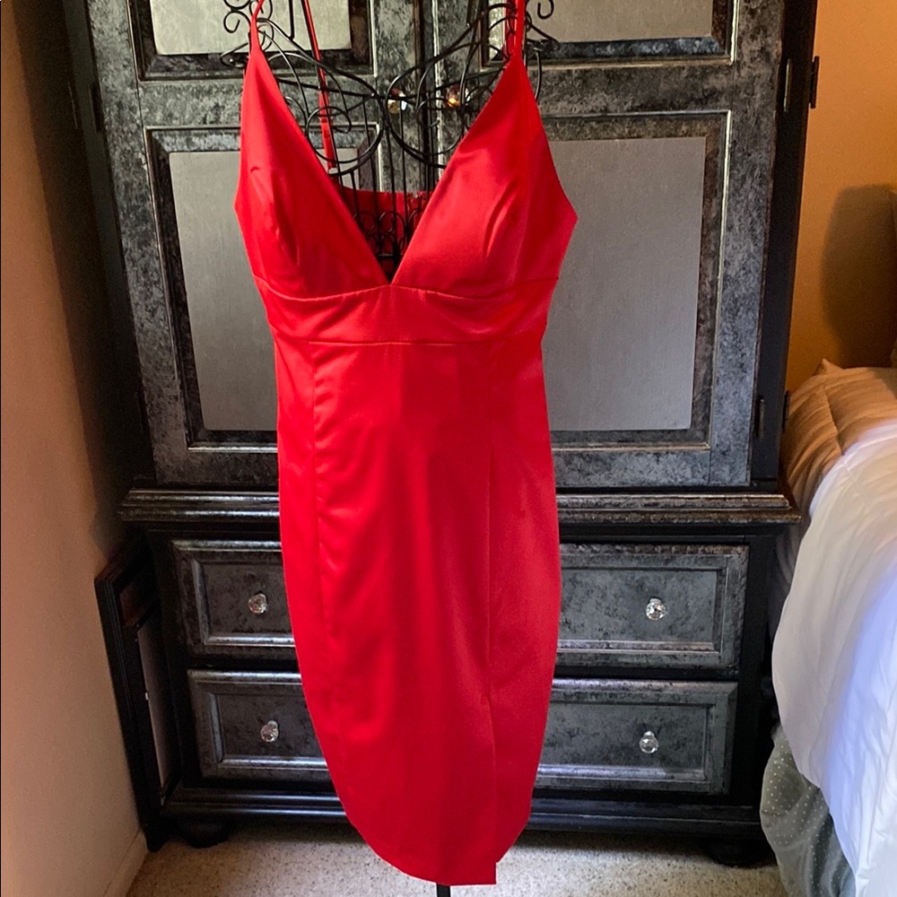 Guess Elegant Red Sleeveless Dress